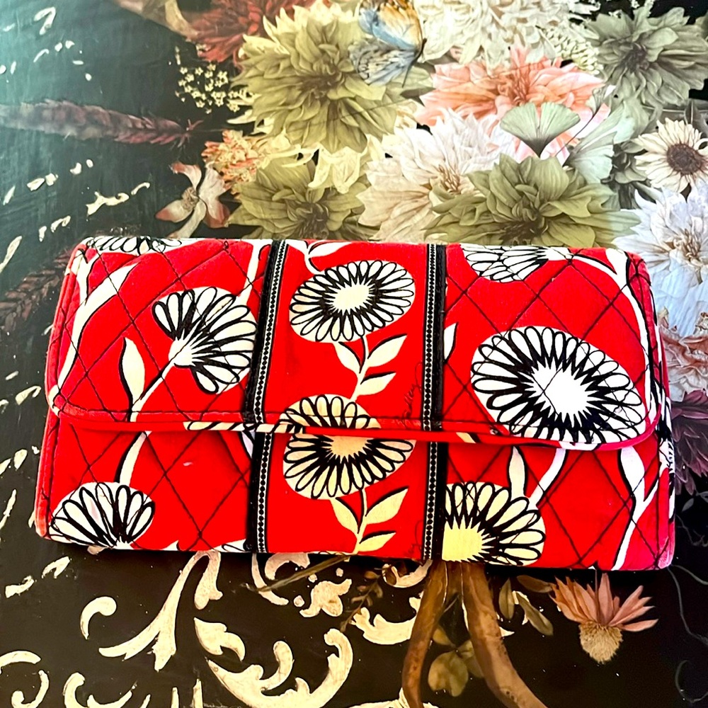 Vera Bradley Wallet Red and black with houndstooth liner and lots of card space.